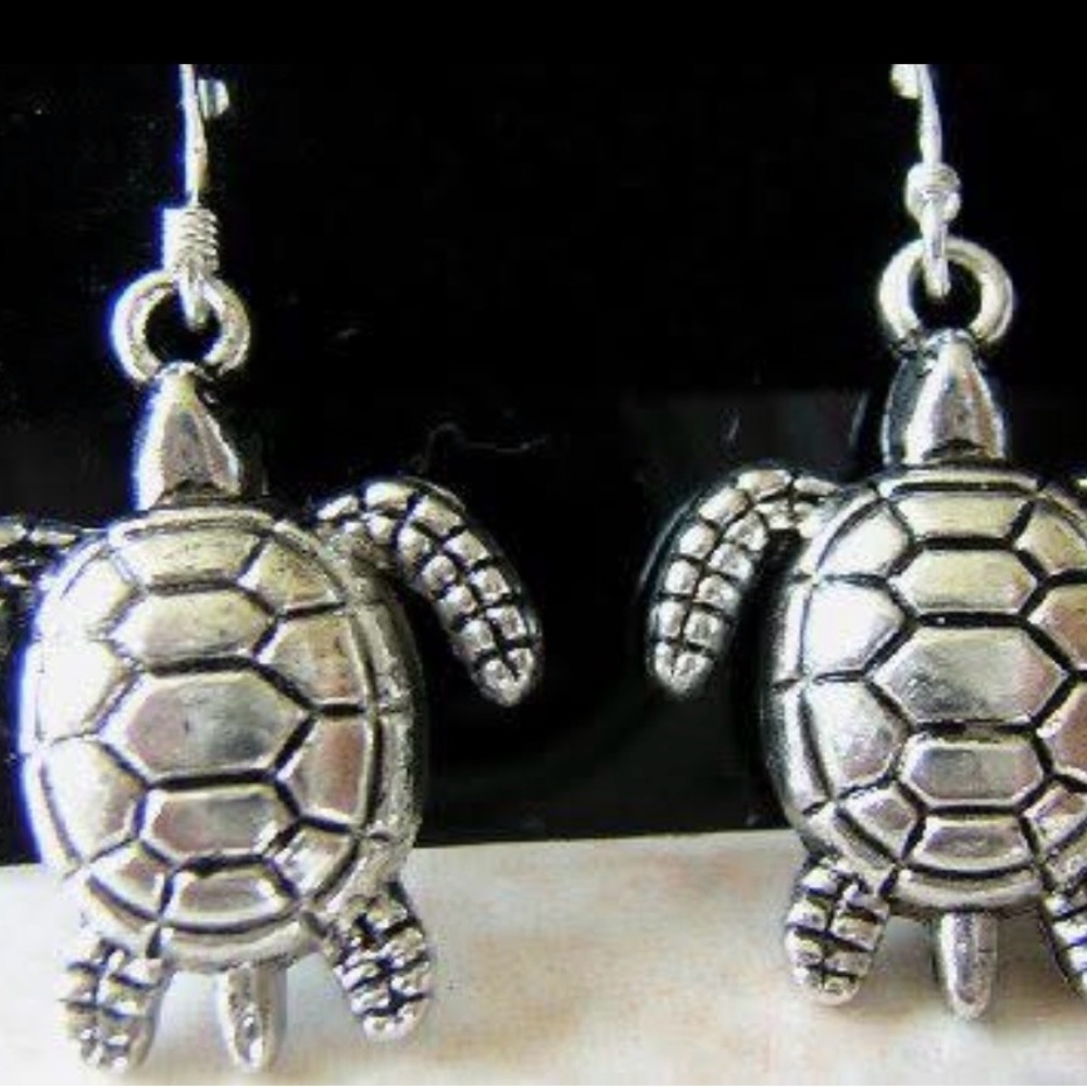 Silver Tone Stainless Sea Turtle Dangle Earrings Ocean Beach Coastal Jewelry NEW - Picture 2 of 7